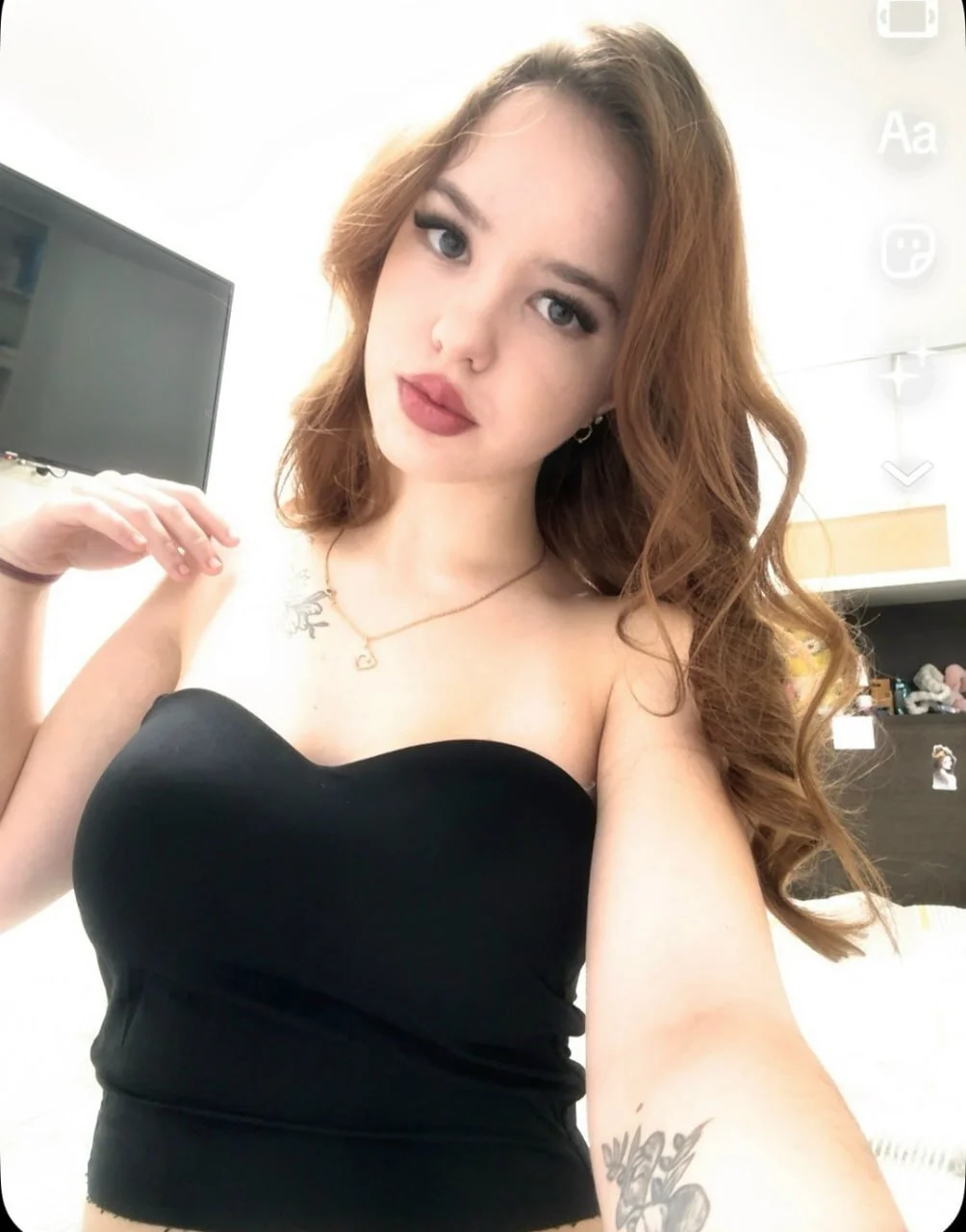 XXX Porn Photo of Nude AriaGrand 7