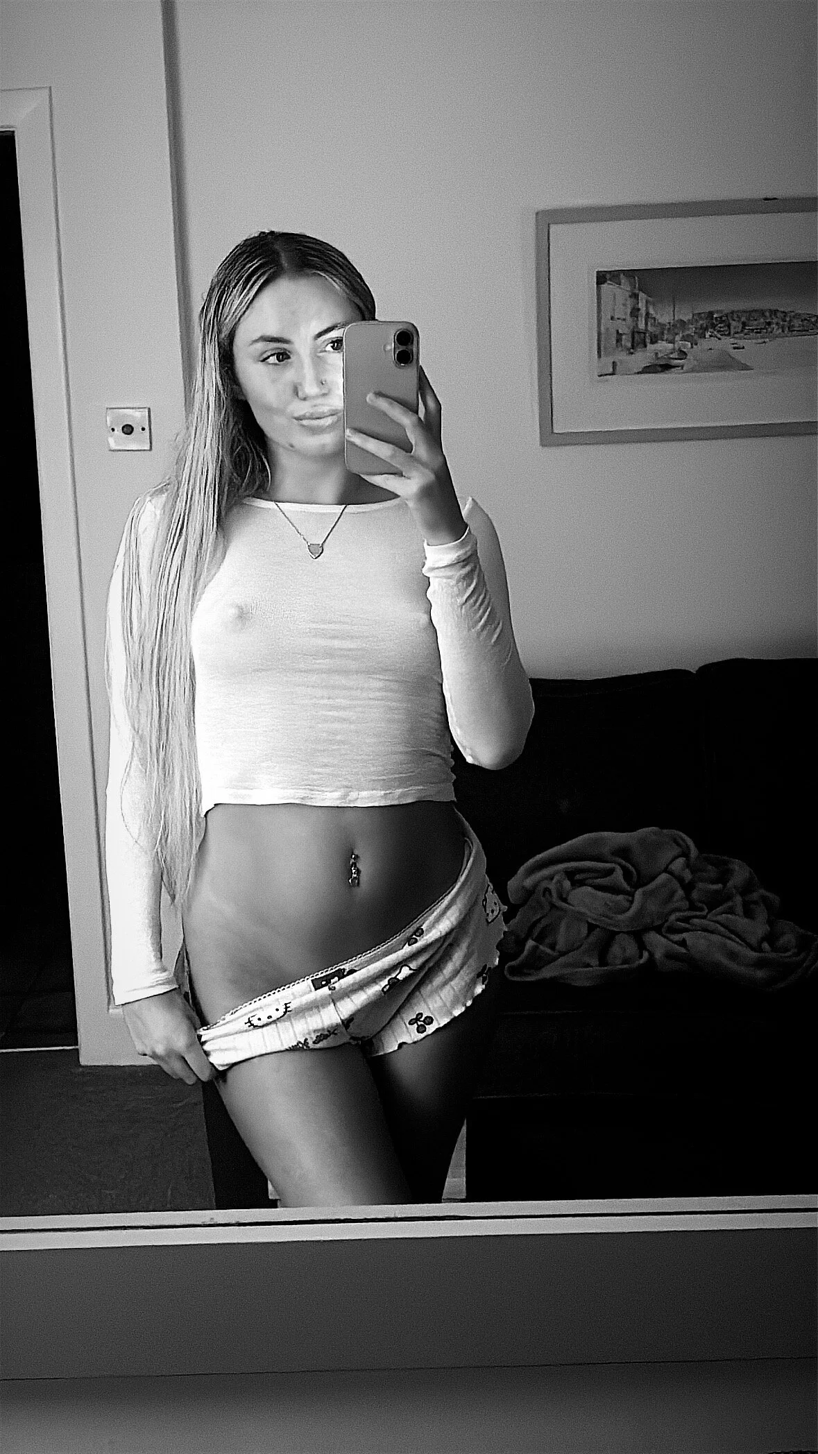 XXX Porn Photo of Nude CharlotteRosexx 30