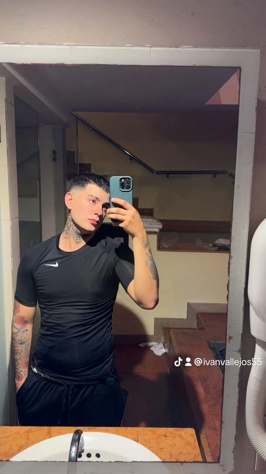 XXX Porn Photo of Nude Valleco 3