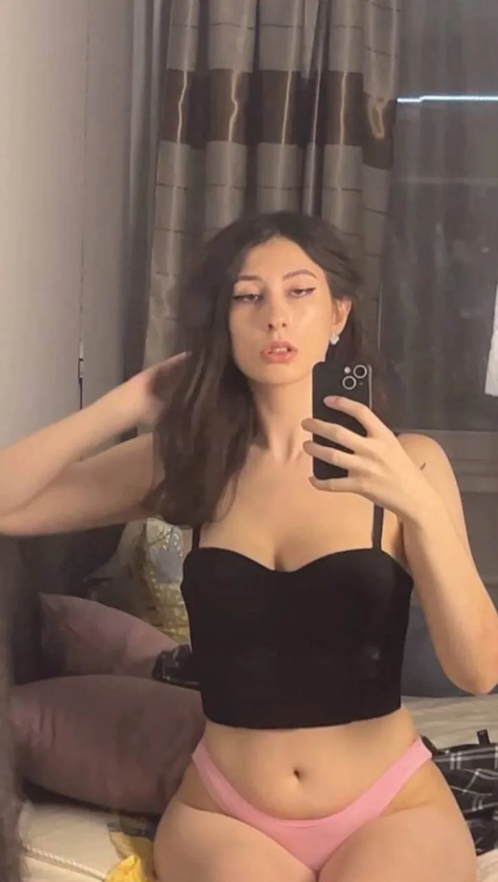 XXX Porn Photo of Nude briannababy_ 1
