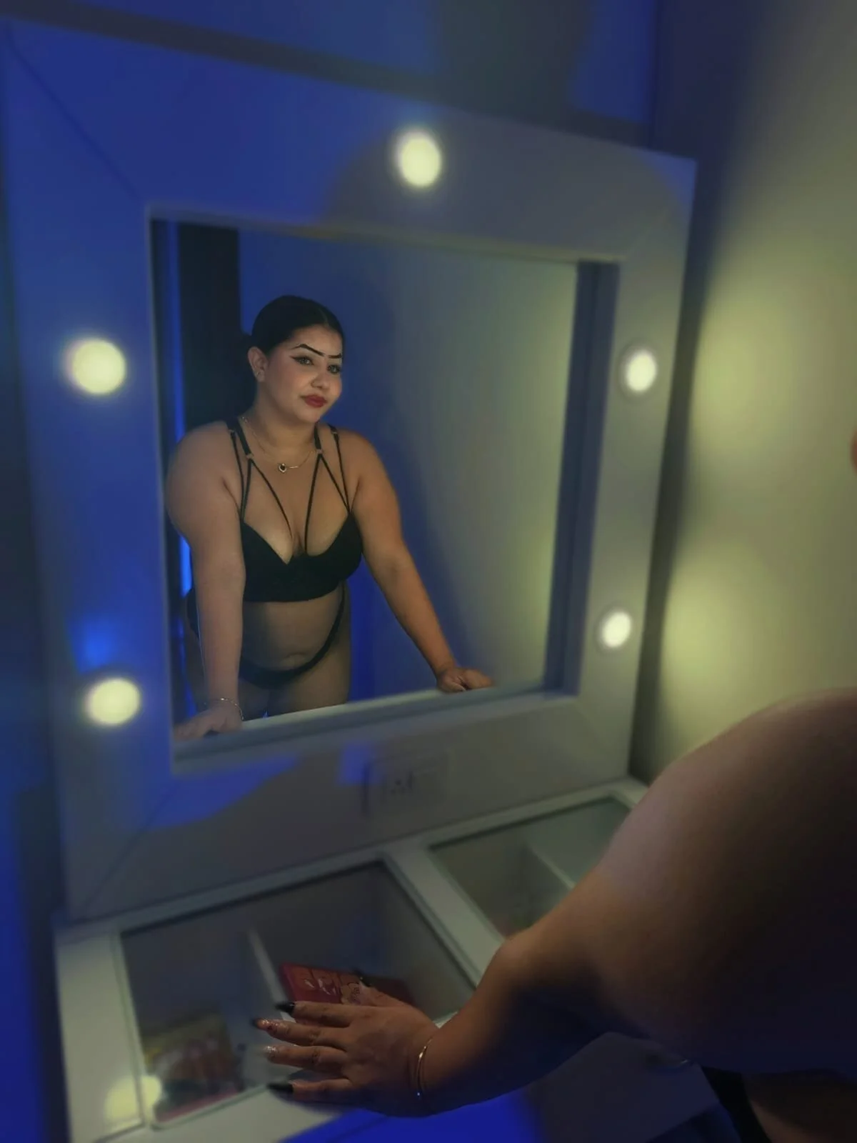 XXX Porn Photo of Nude MadelynSmit_ 4
