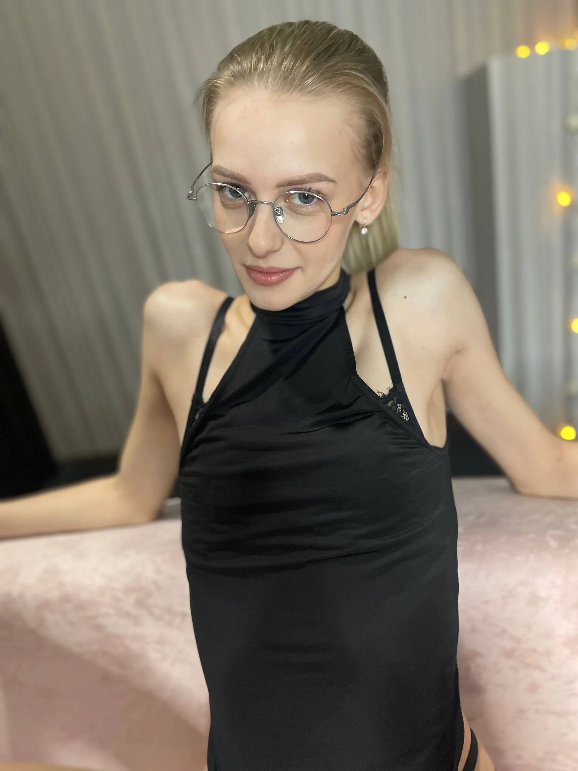 XXX Porn Photo of Nude kittie_like18 10