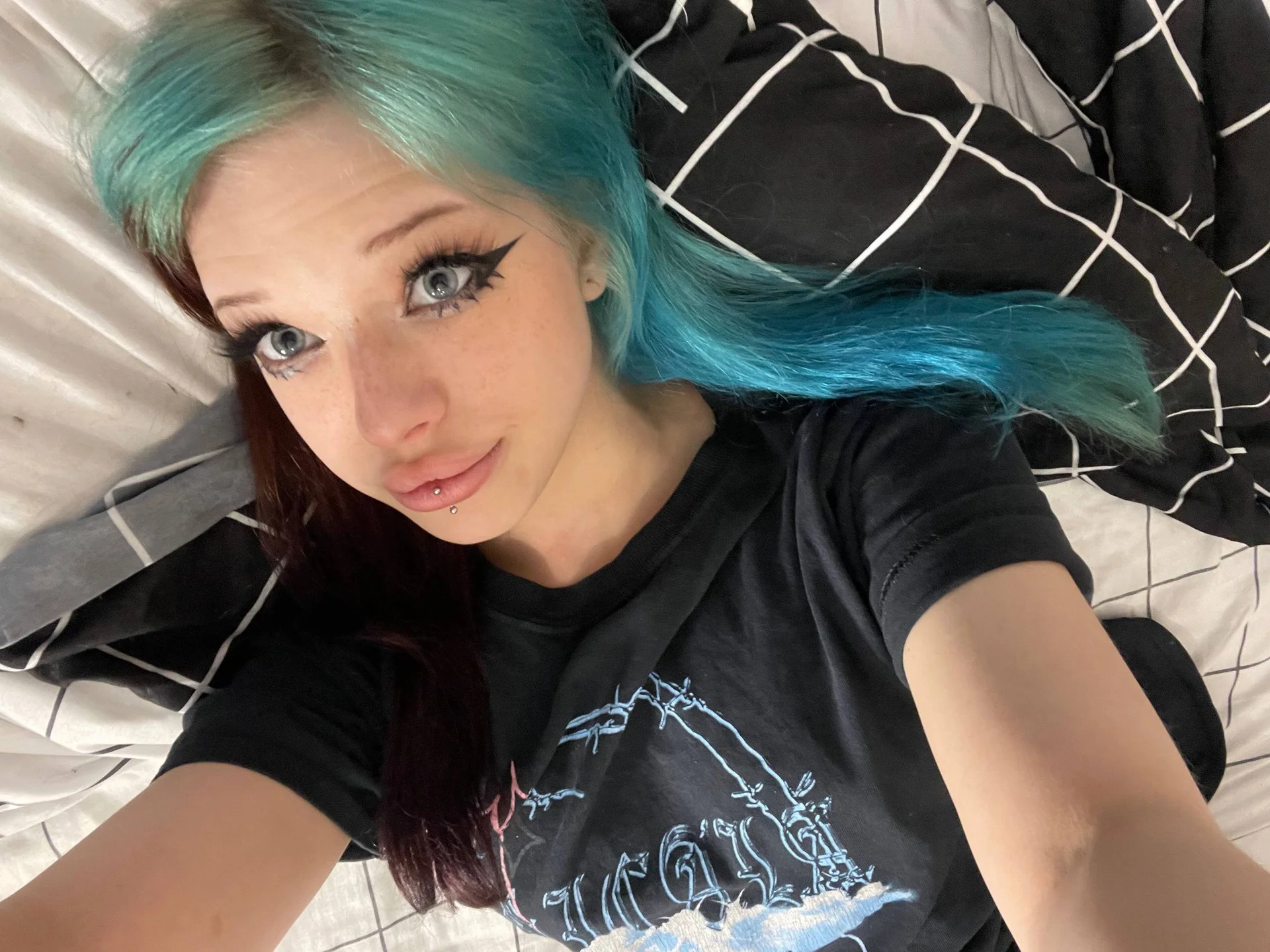 XXX Porn Photo of Nude Clown_Princess 1
