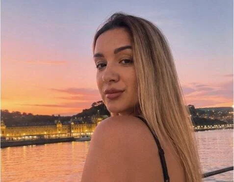 XXX Porn Photo of Nude Julia_Grand 4
