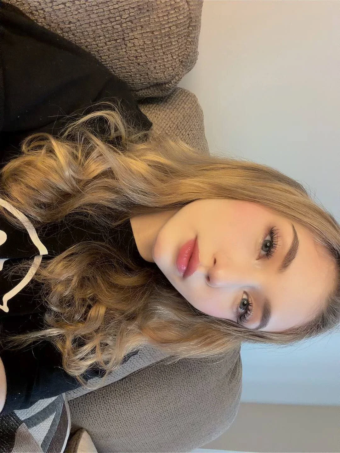 XXX Porn Photo of Nude AveryBerkson 123
