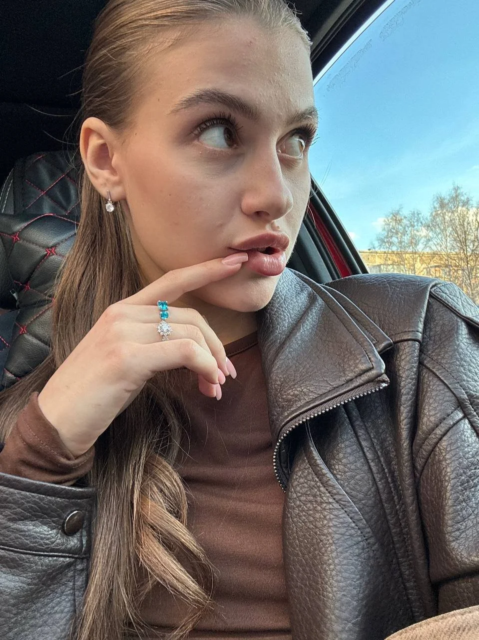 XXX Porn Photo of Nude LiseVener 33