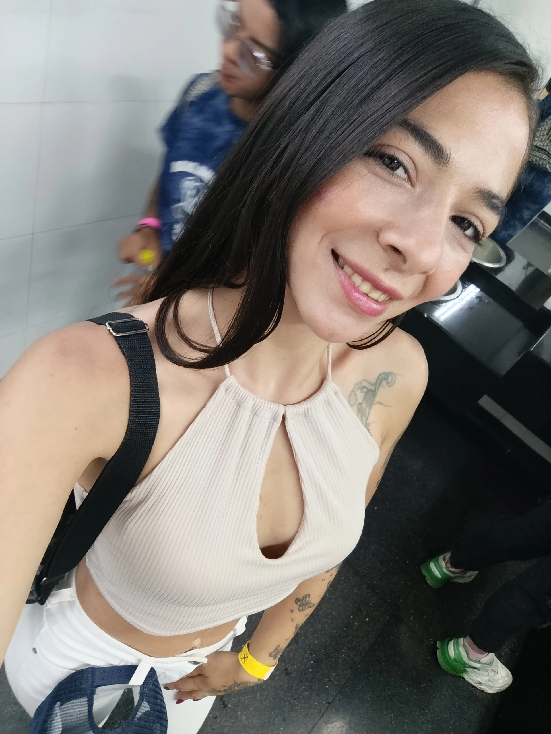 XXX Porn Photo of Nude valenpaisita2123 29