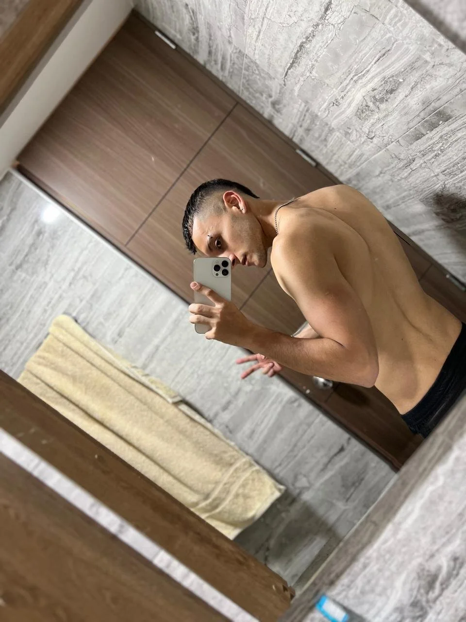 XXX Porn Photo of Nude joe_foxx 1