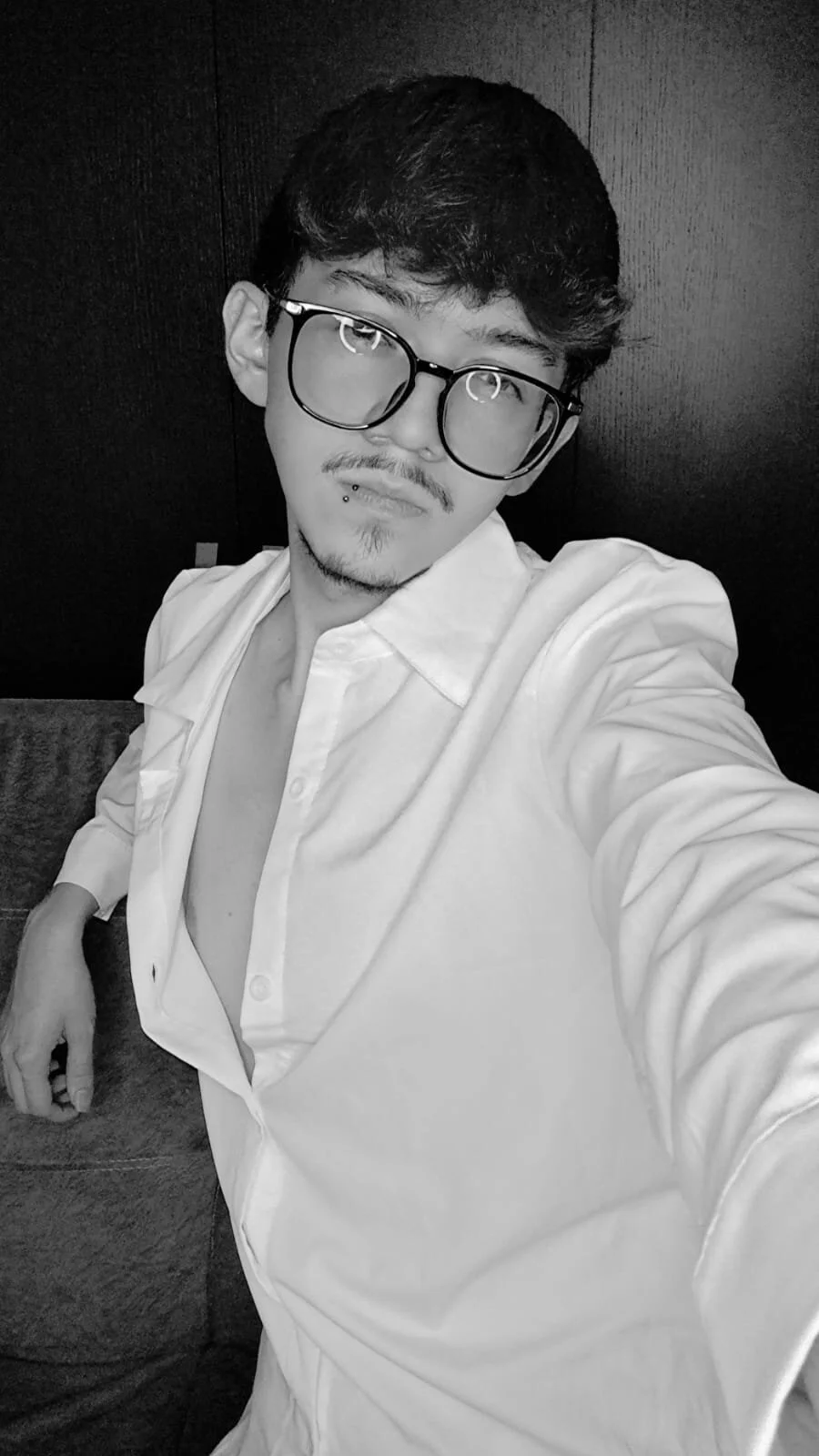 XXX Porn Photo of Nude King_Luxury1 1