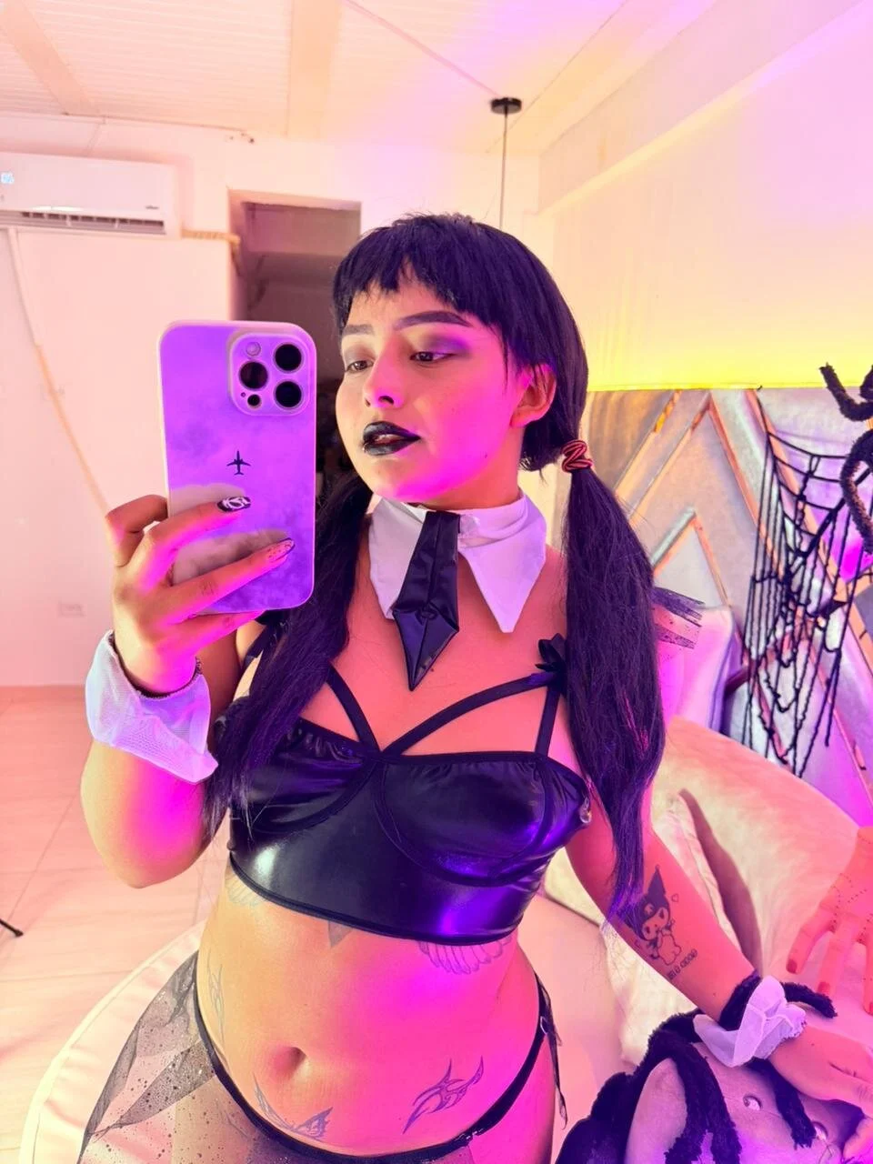 XXX Porn Photo of Nude KimVelezz 38