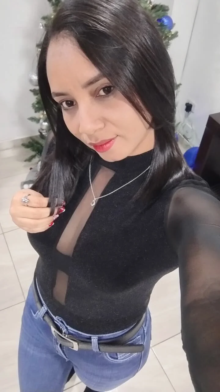 XXX Porn Photo of Nude Karla_Brm 4
