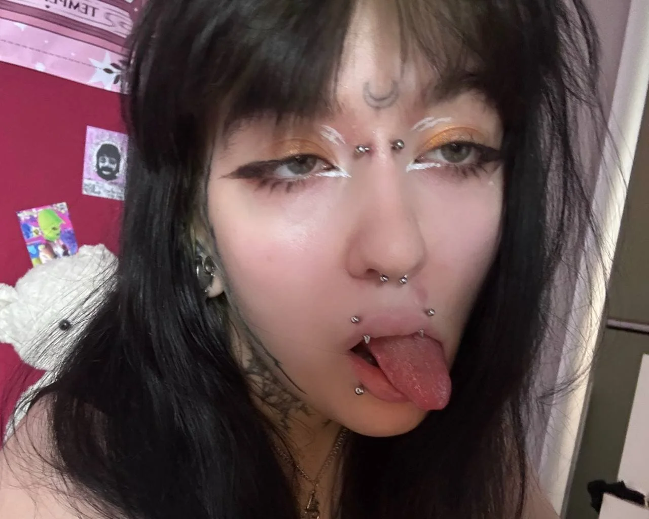 XXX Porn Photo of Nude CallmeDistress 2