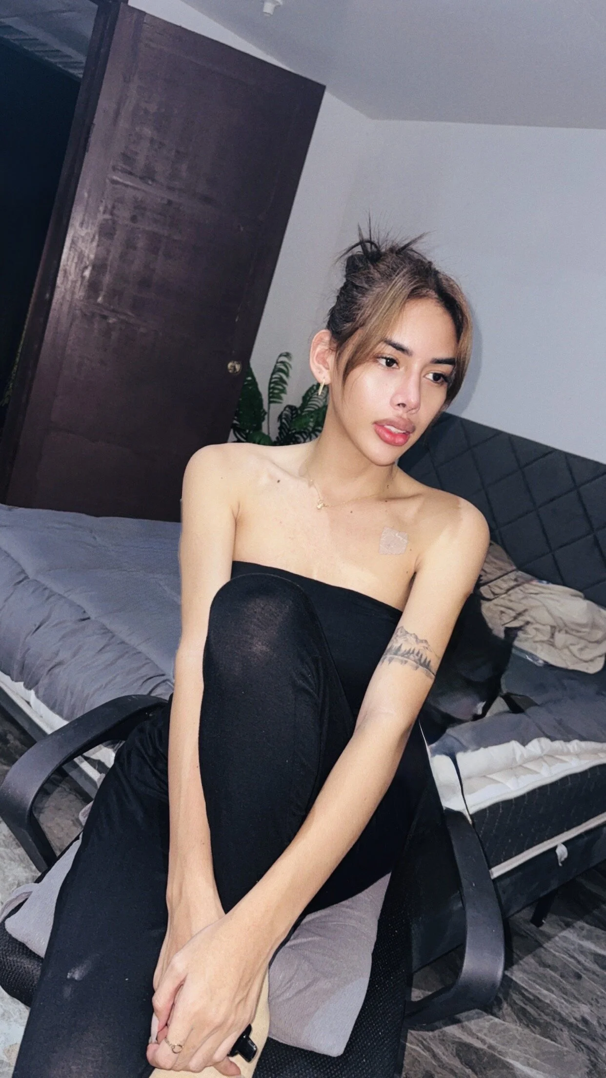 XXX Porn Photo of Nude GuinevereBaroque 23
