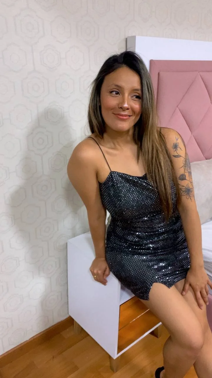 XXX Porn Photo of Nude CynthiaMore 7