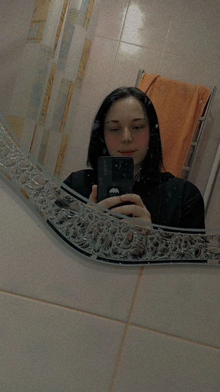 XXX Porn Photo of Nude MillaSourretY 12