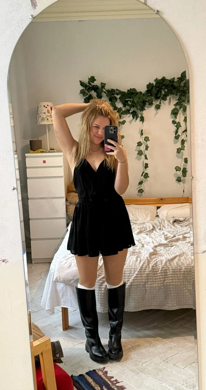 XXX Porn Photo of Nude LisaGinder 2