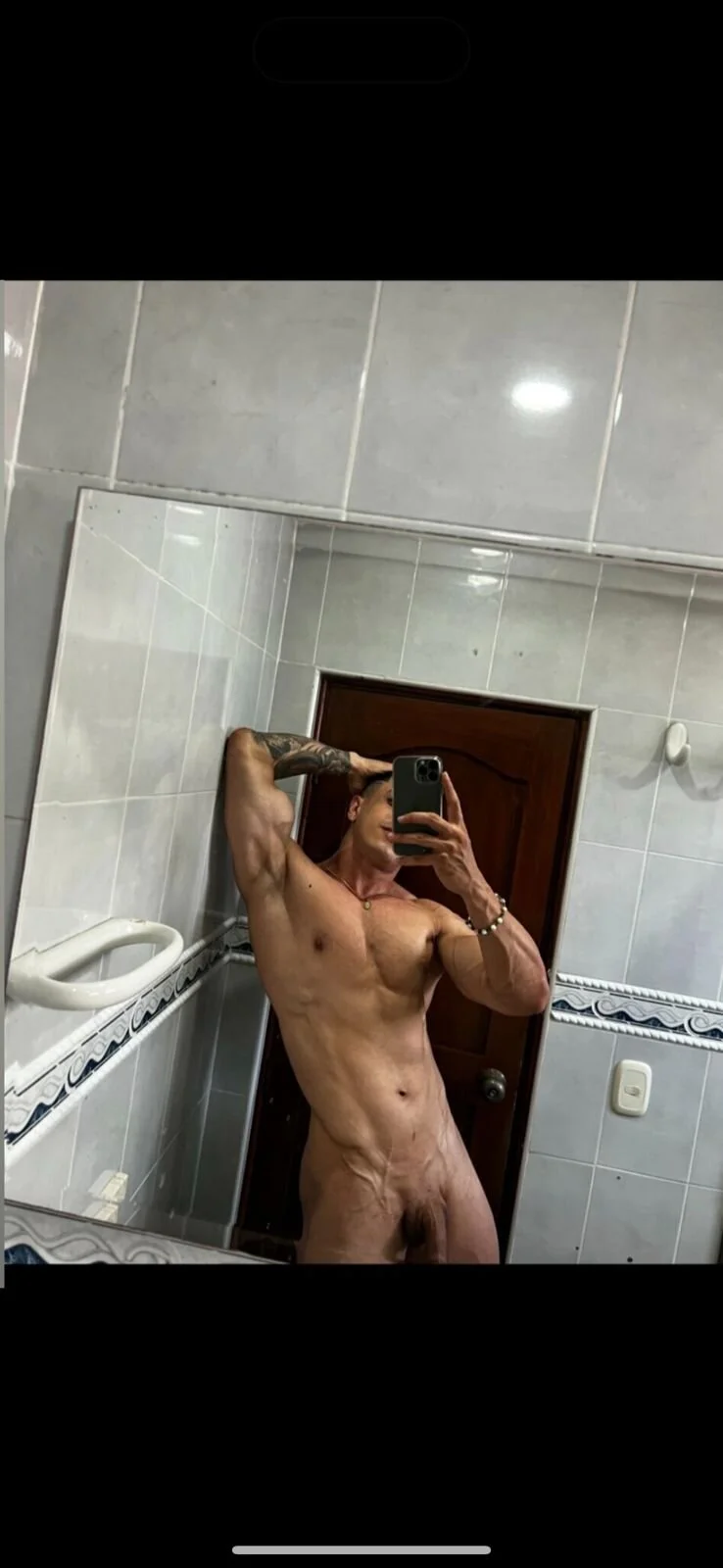 XXX Porn Photo of Nude Dominic_Joness 13