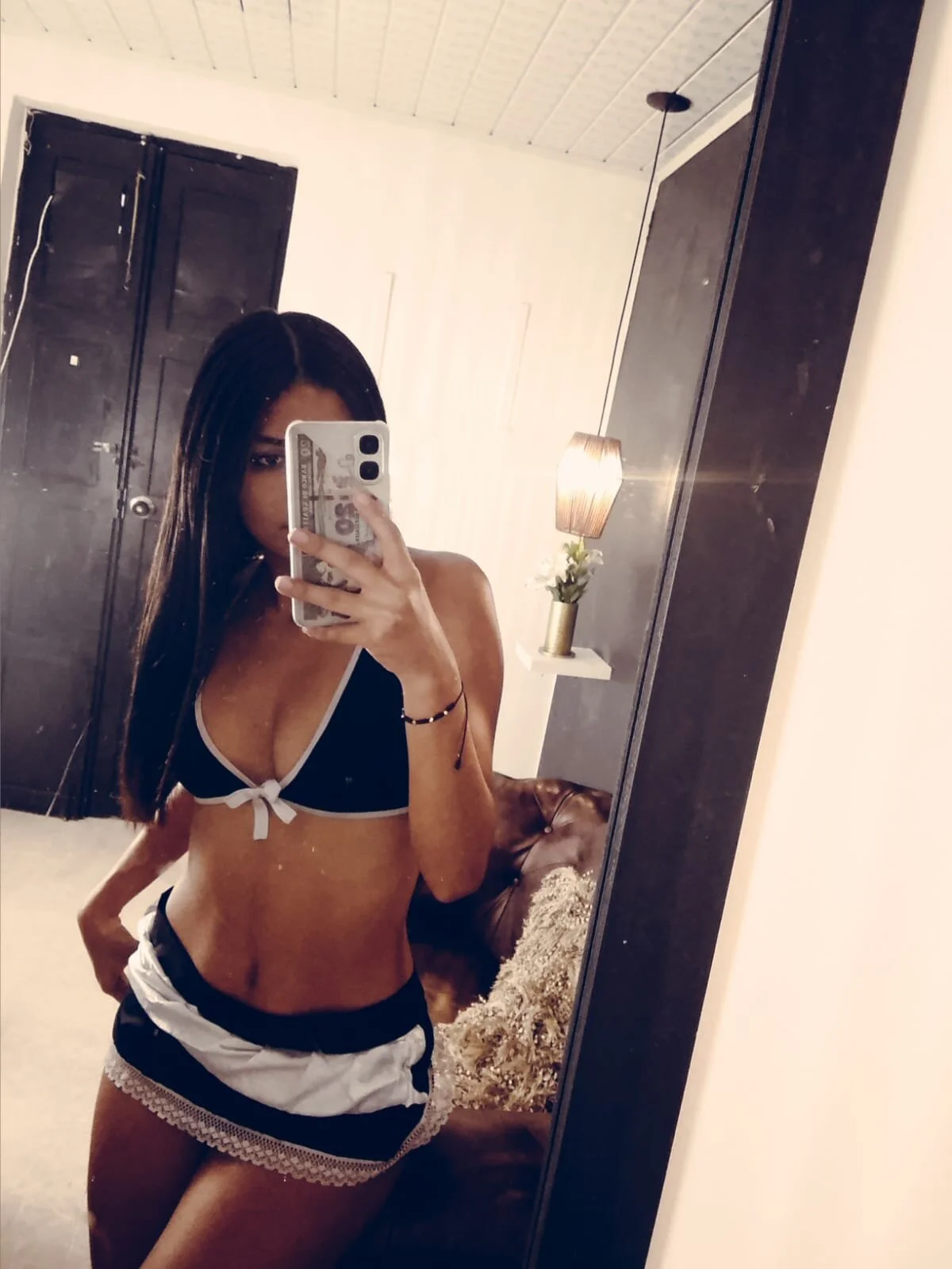 XXX Porn Photo of Nude Yaseminn__ 7