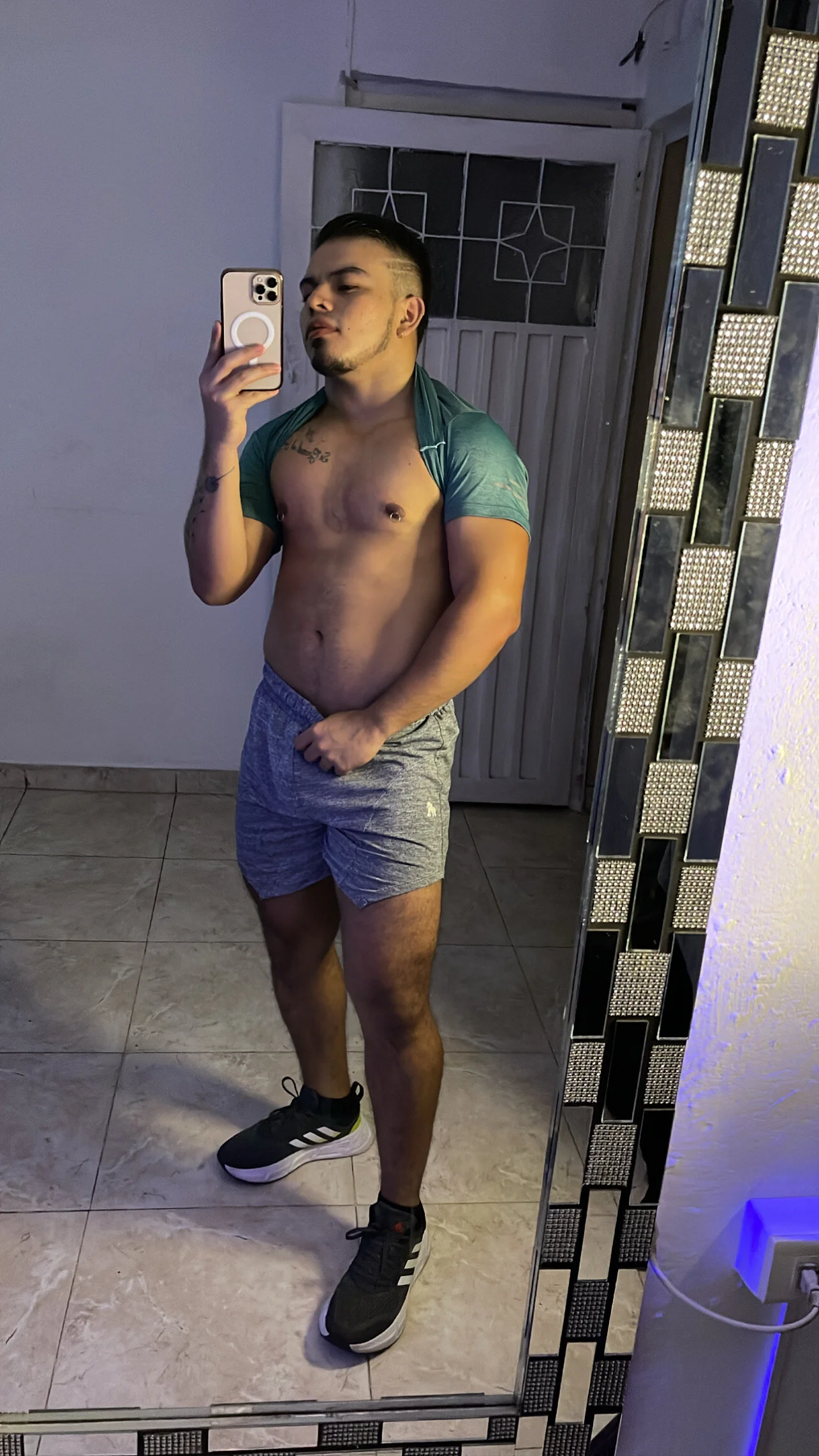 XXX Porn Photo of Nude Naughty_Charly 302