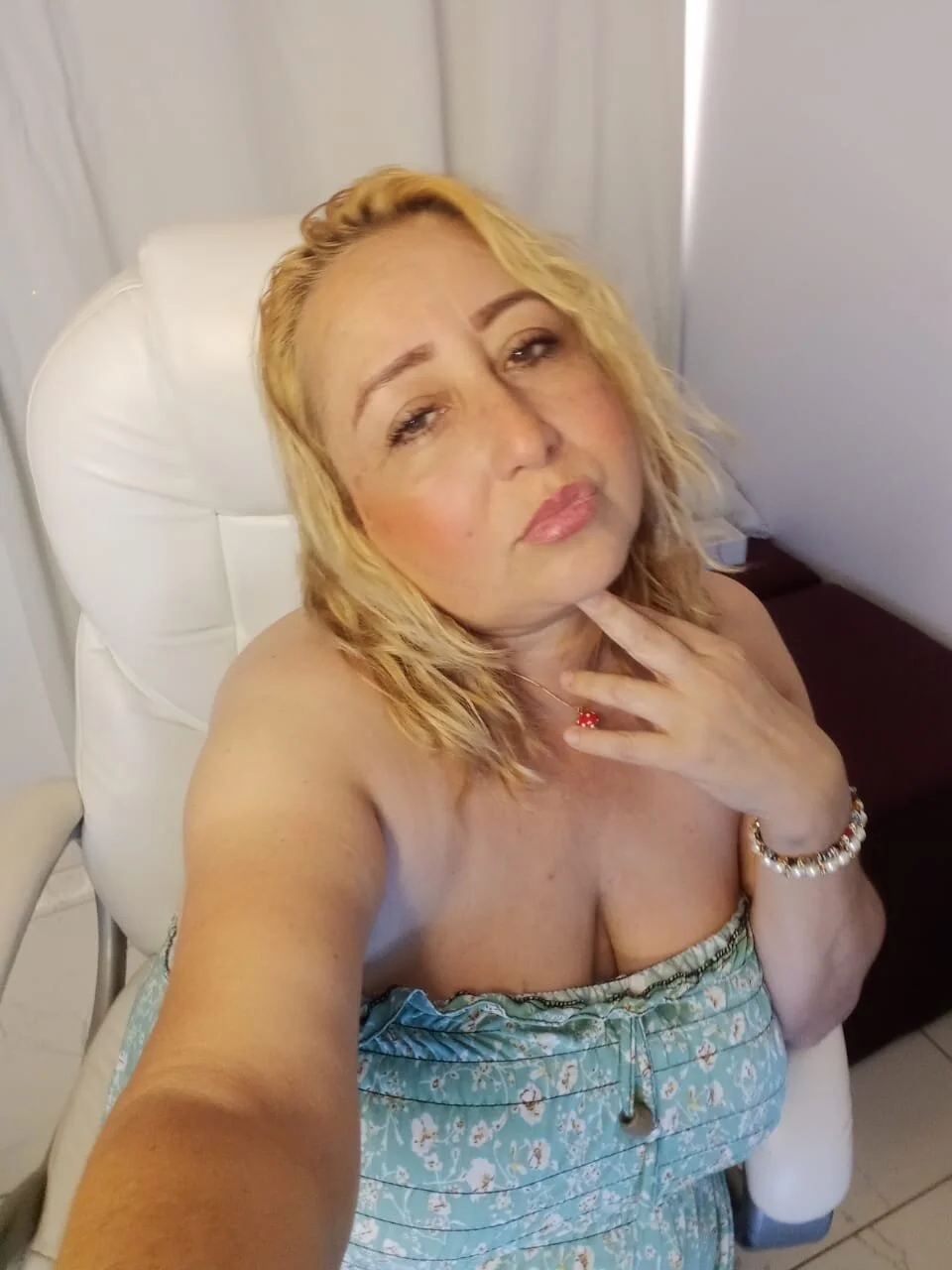 XXX Porn Photo of Nude Xileny-Halliwey 4