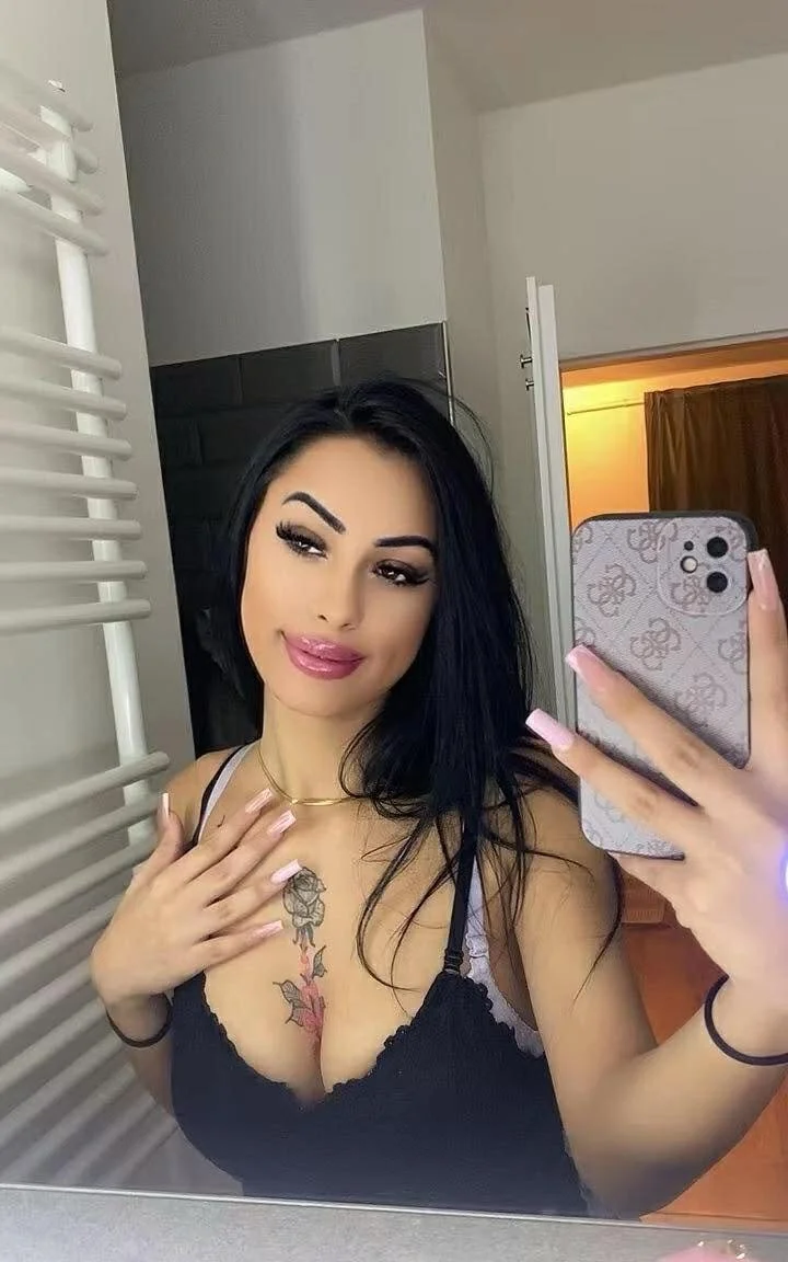 XXX Porn Photo of Nude Abbey_Bella 3