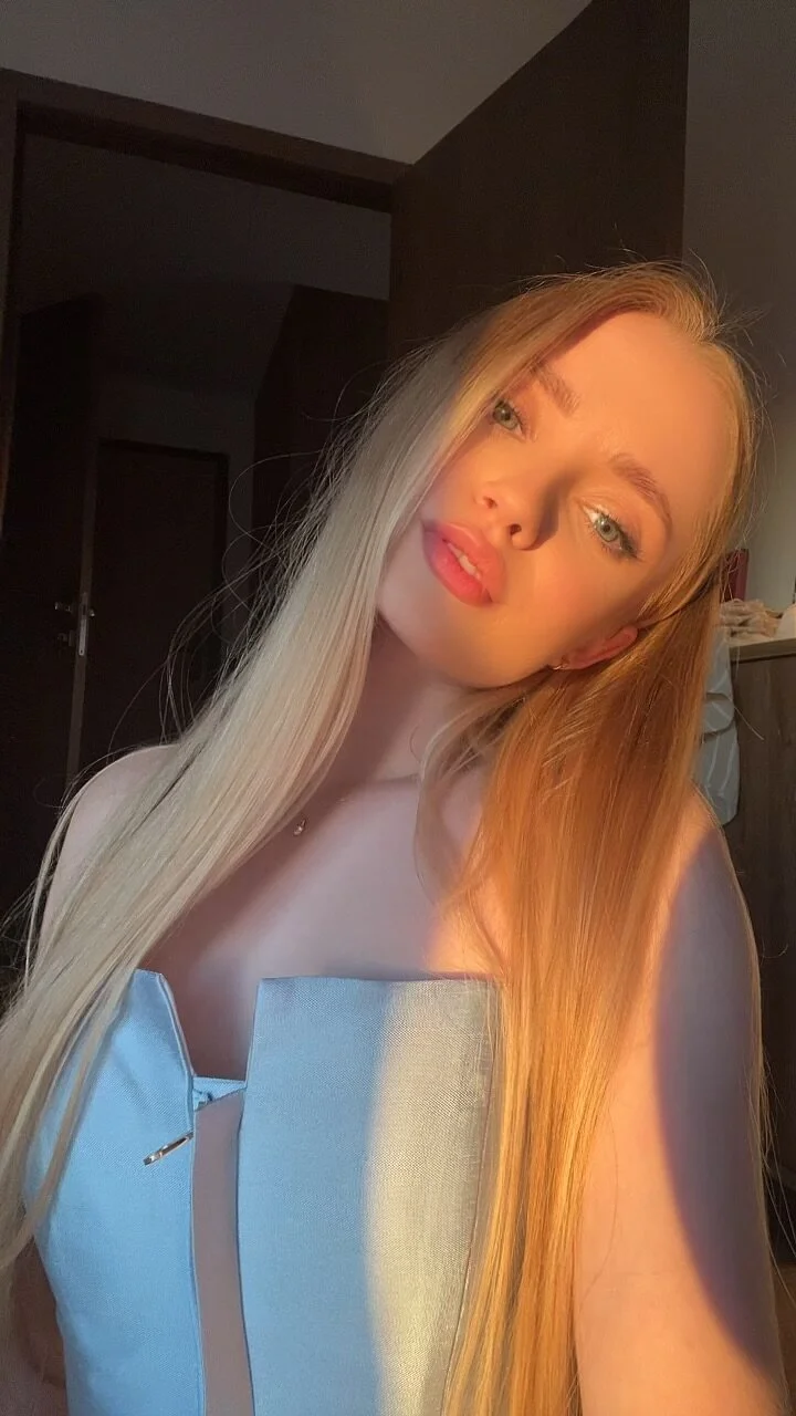 XXX Porn Photo of Nude minimolly 68