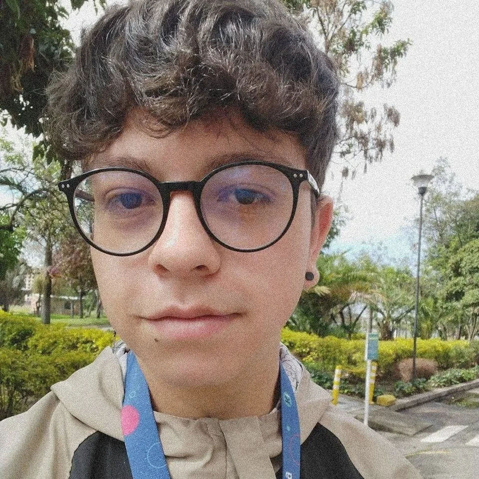 XXX Porn Photo of Nude Tylerxdfe 6