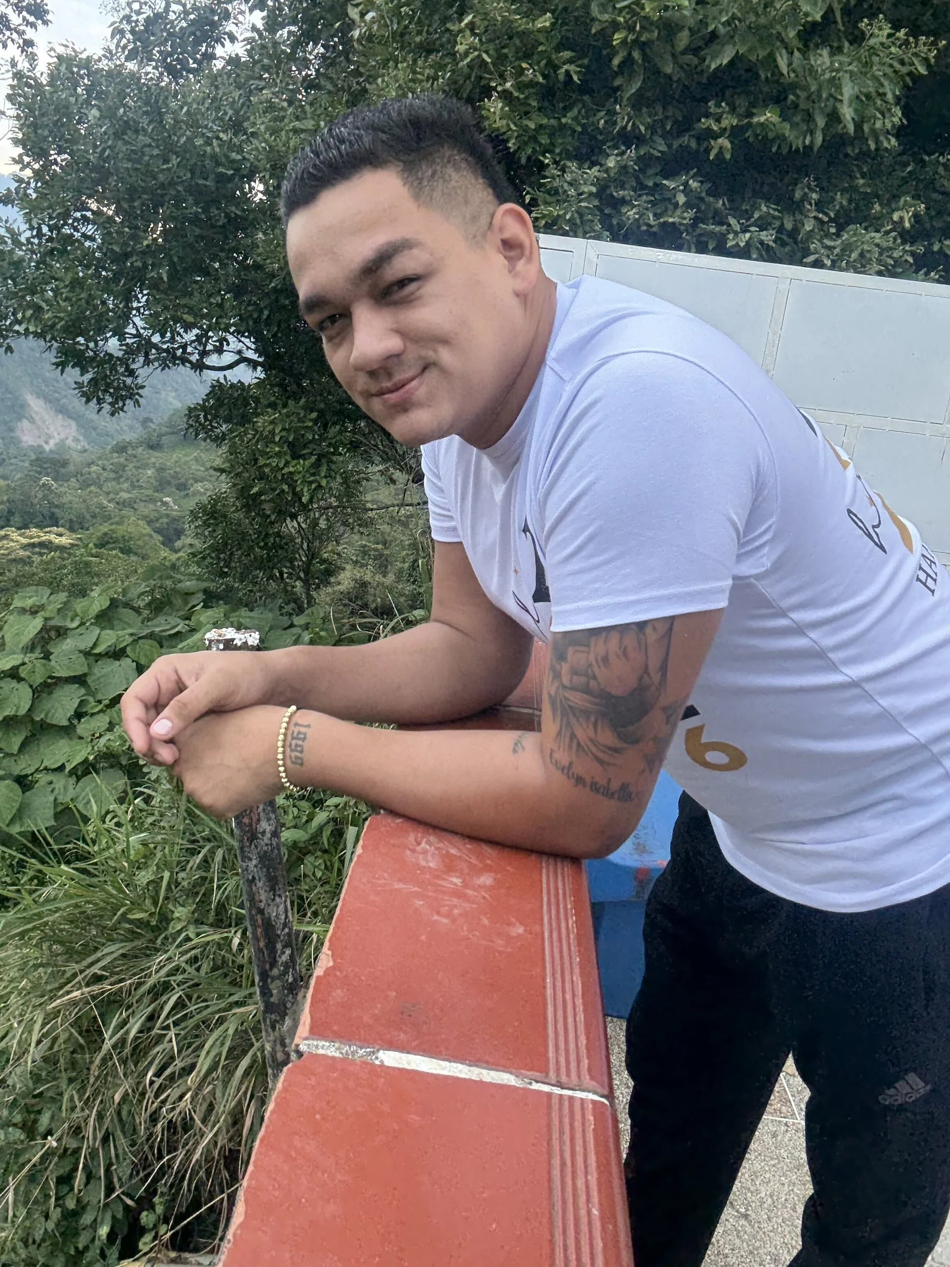 XXX Porn Photo of Nude Camiloperez7729 1