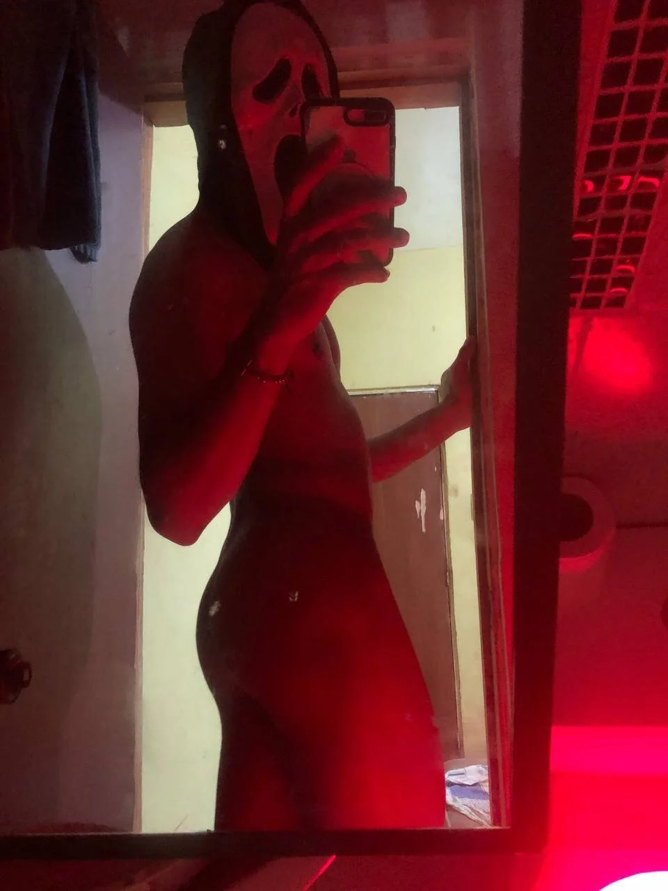 XXX Porn Photo of Nude GeordiNovaX 5