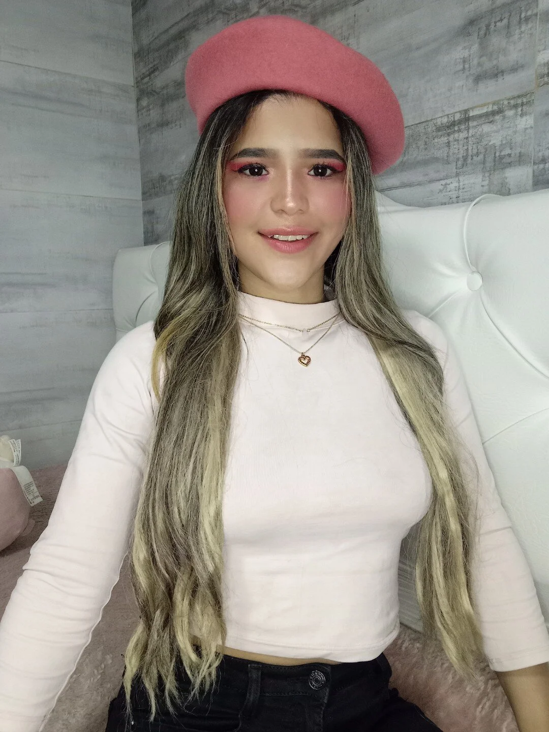 XXX Porn Photo of Nude AvrillThomas 36