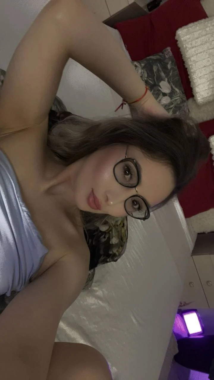 XXX Porn Photo of Nude CharmingAnnie 265
