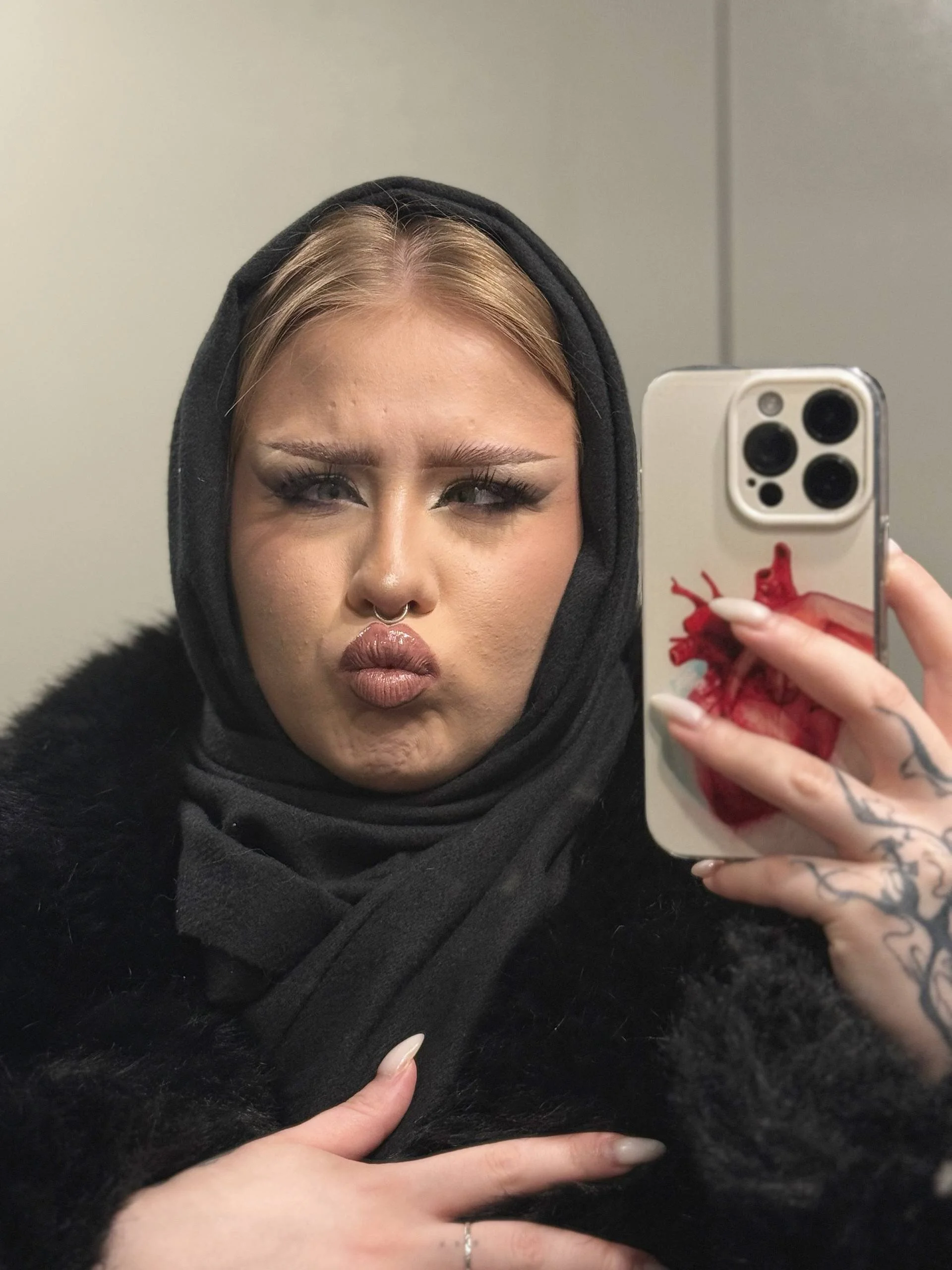 XXX Porn Photo of Nude royce_ghost1 160