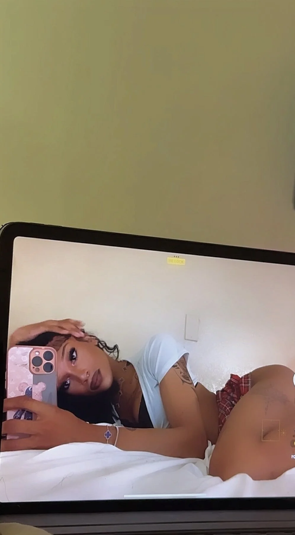 XXX Porn Photo of Nude blasiandolee 3