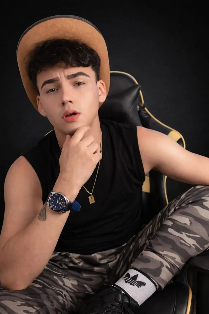 XXX Porn Photo of Nude Mathias_twinkk 11