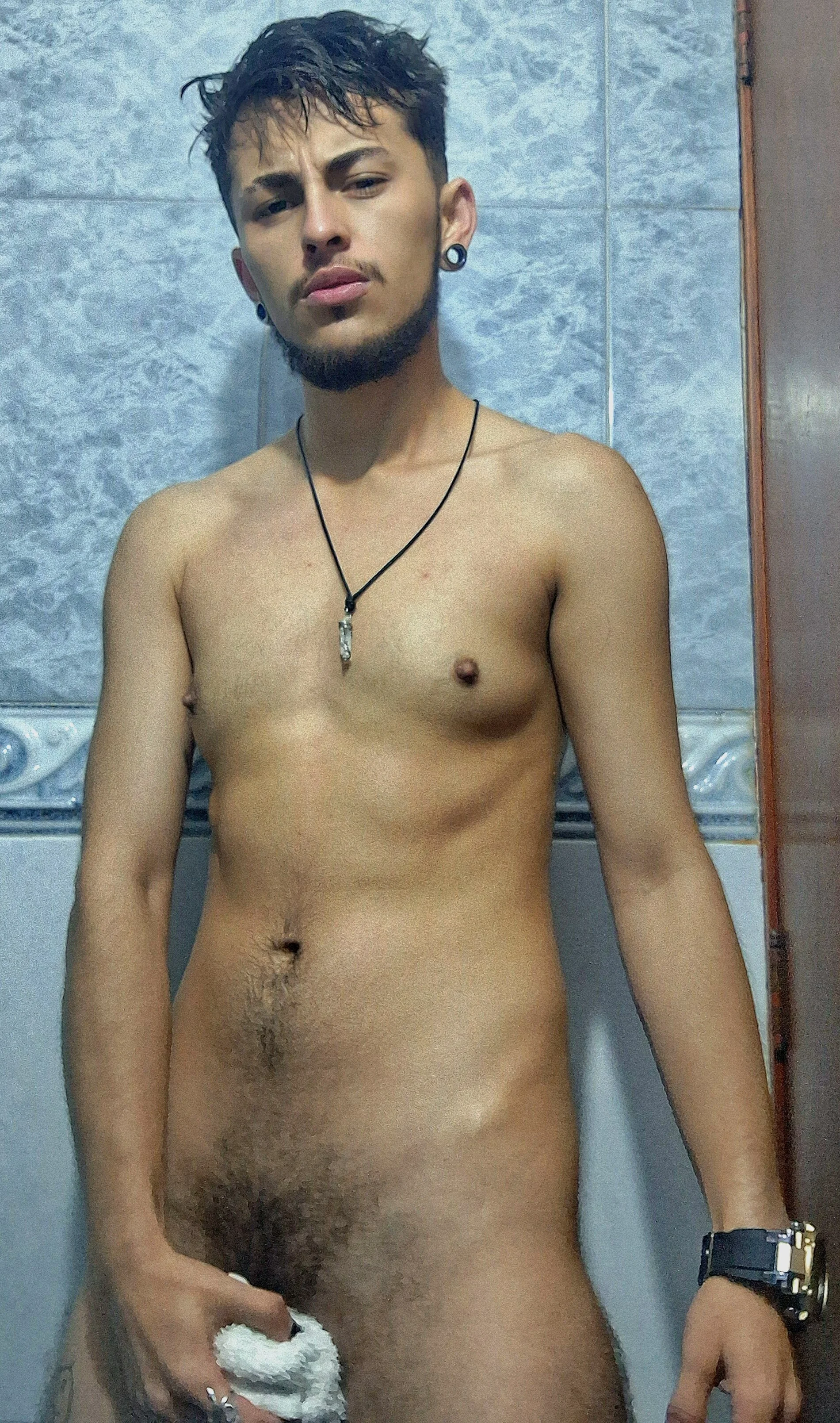 XXX Porn Photo of Nude otter_wet_ 12