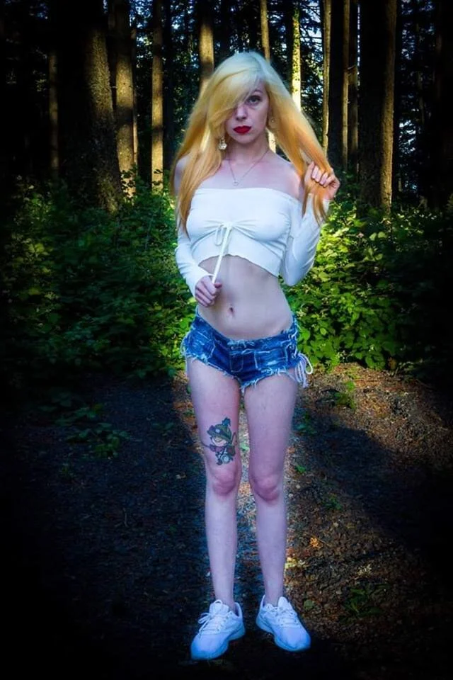 XXX Porn Photo of Nude GamerGirlRoxyAndLee 72
