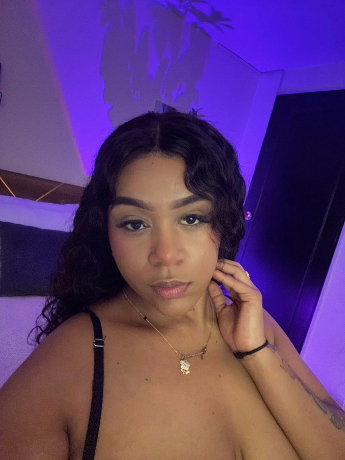 XXX Porn Photo of Nude YariRose 6