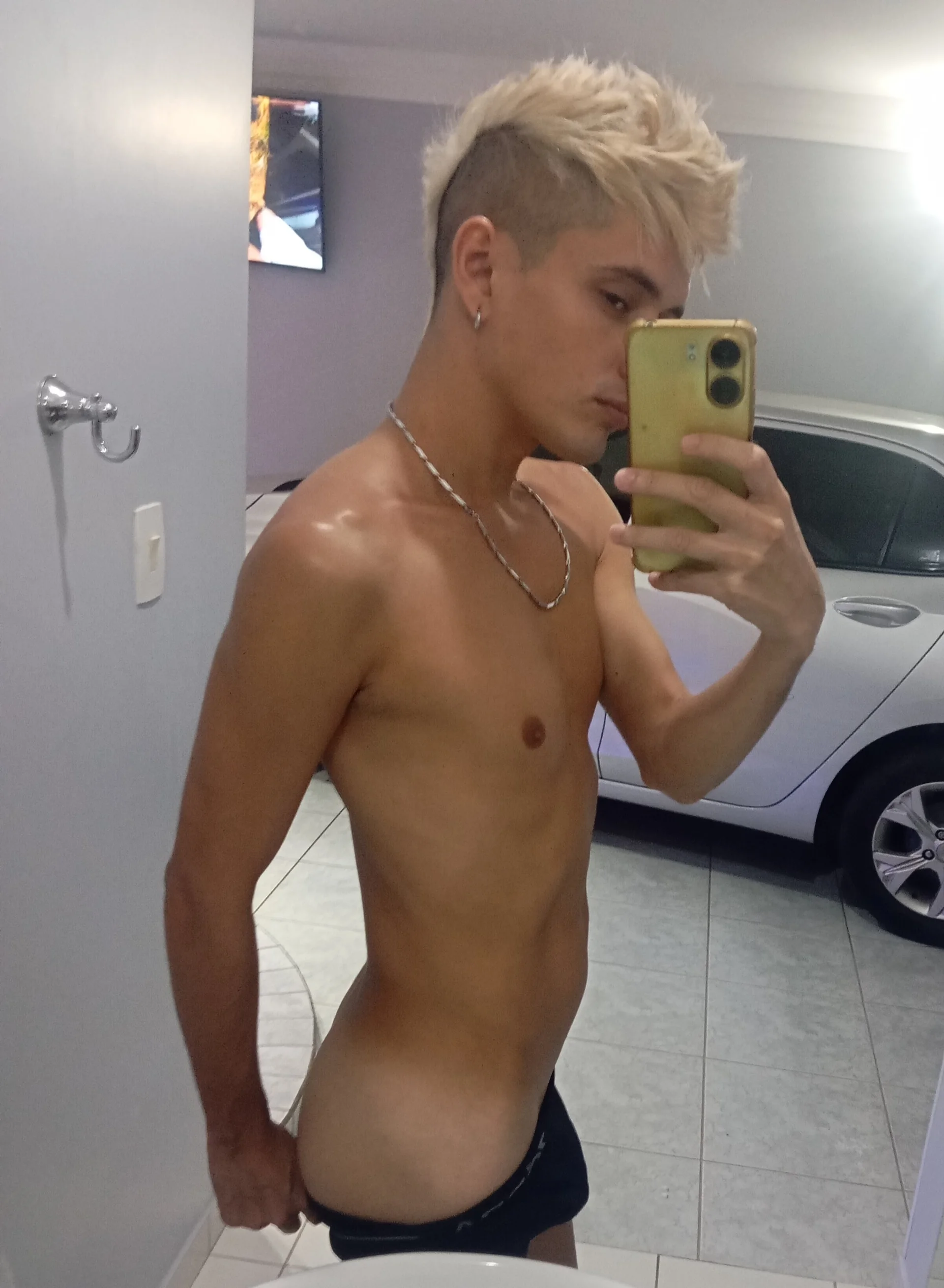 XXX Porn Photo of Nude JoonyAngelo0 13