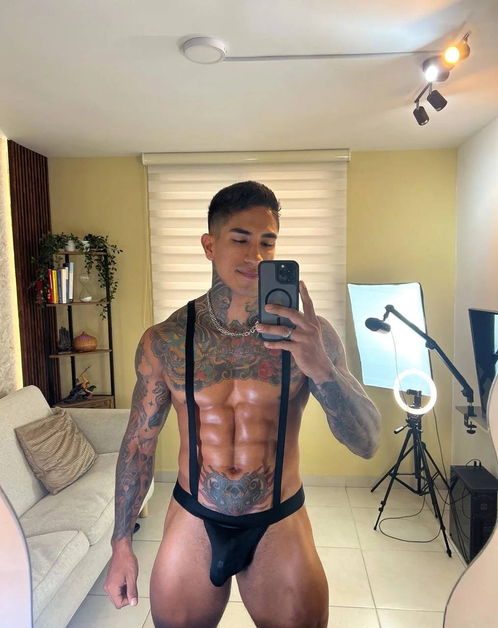 XXX Porn Photo of Nude AdanReilly 1