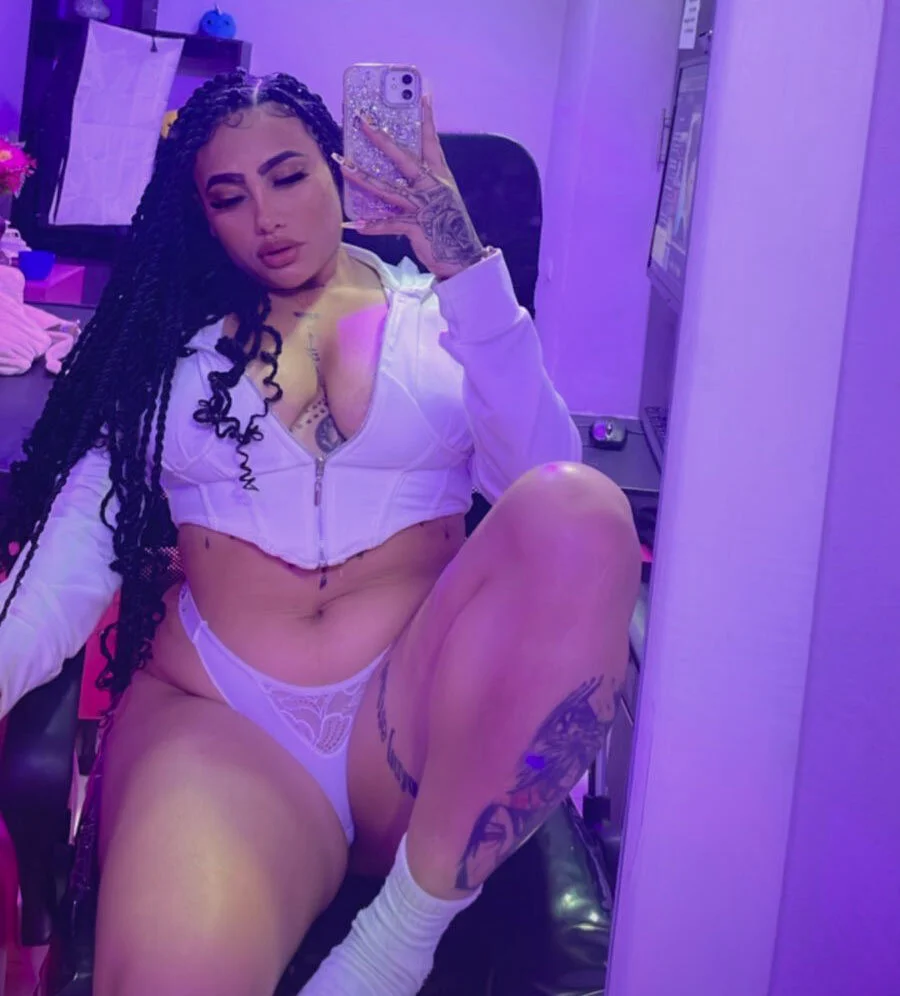 XXX Porn Photo of Nude nikky_latin 38