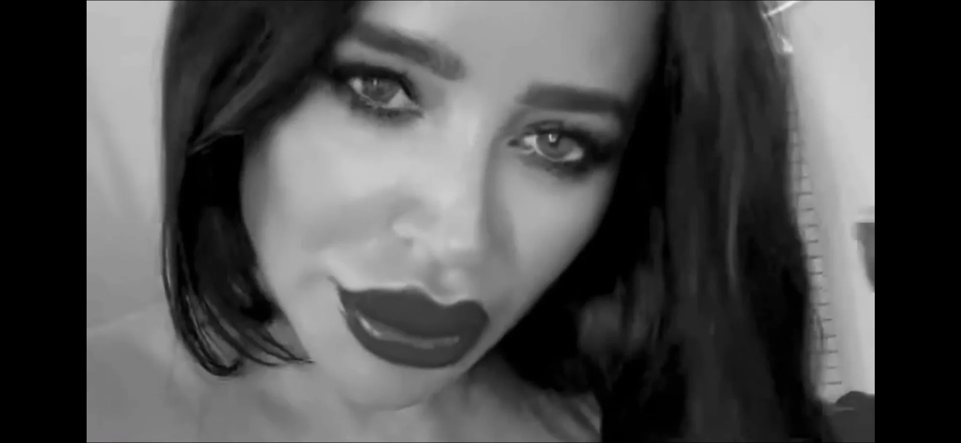 XXX Porn Photo of Nude simonacavali 35