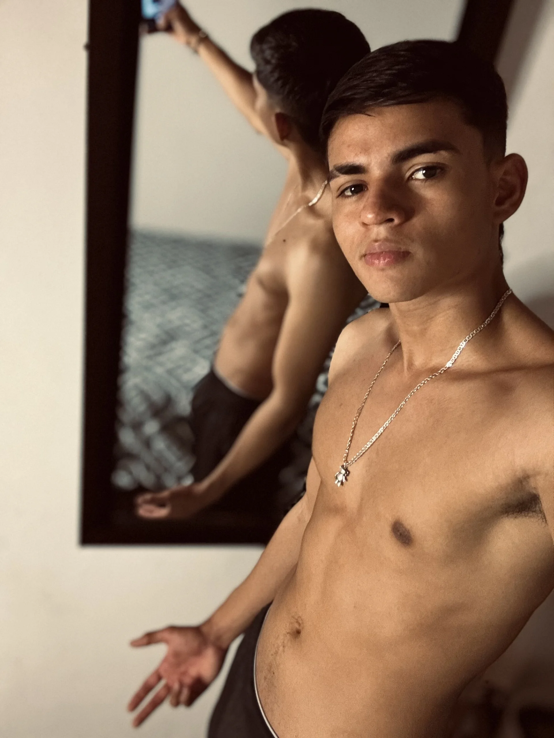 XXX Porn Photo of Nude sexyboy-sebas 3