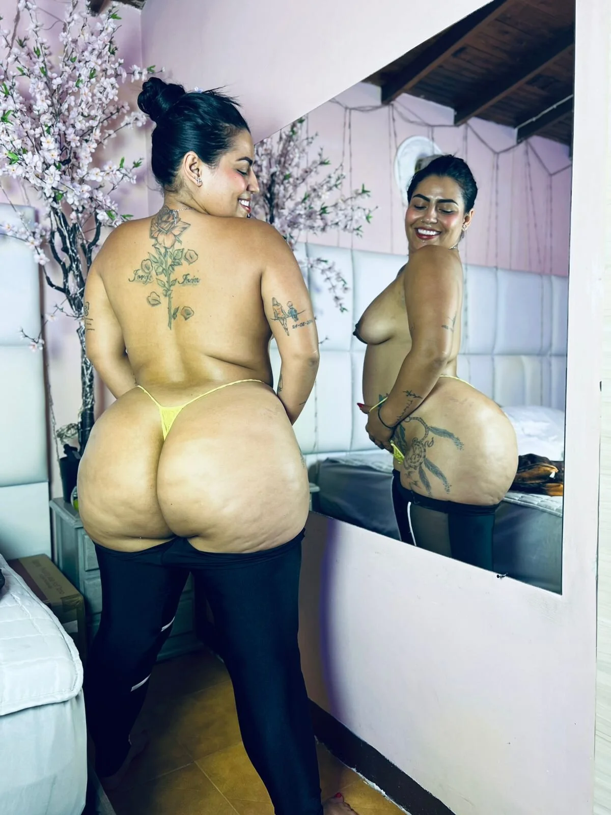 XXX Porn Photo of Nude kiana_cream 689