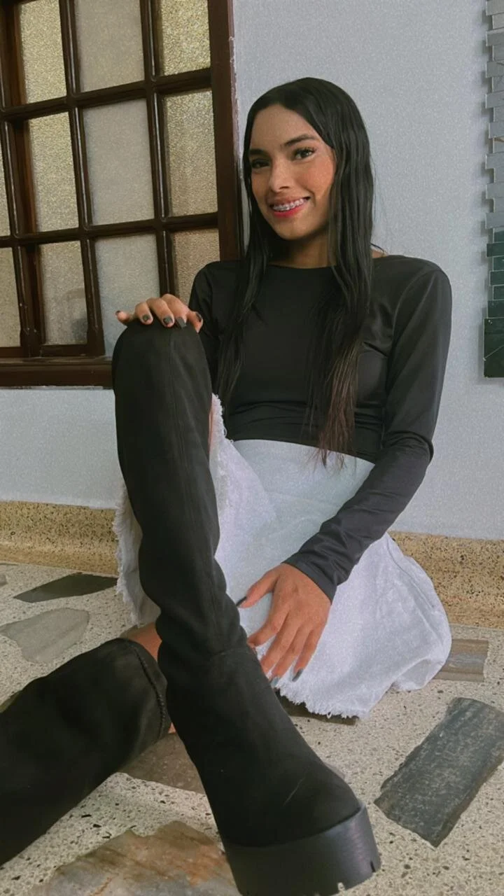 XXX Porn Photo of Nude Catalleya_flower 3