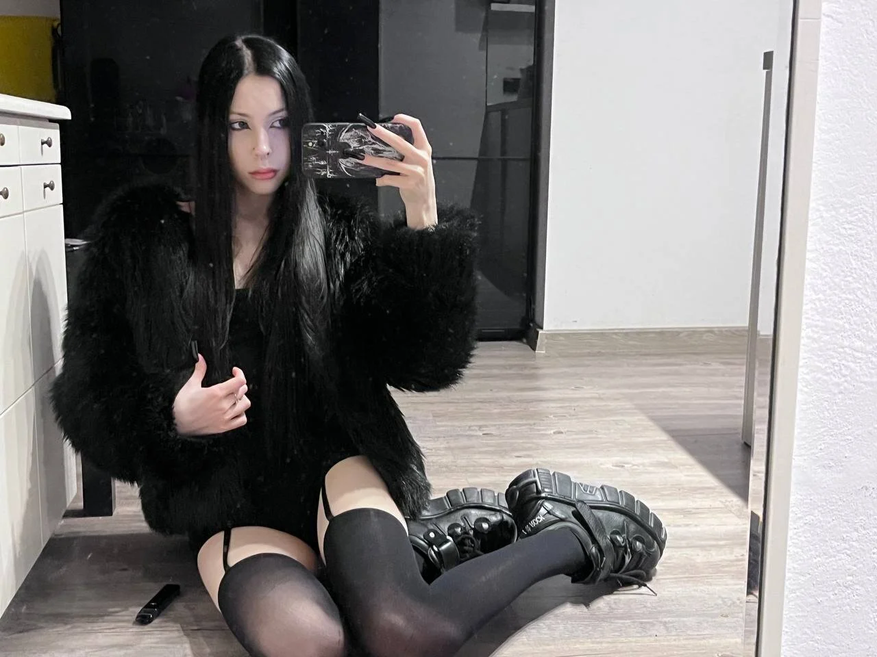 XXX Porn Photo of Nude VivianSweet_ 4