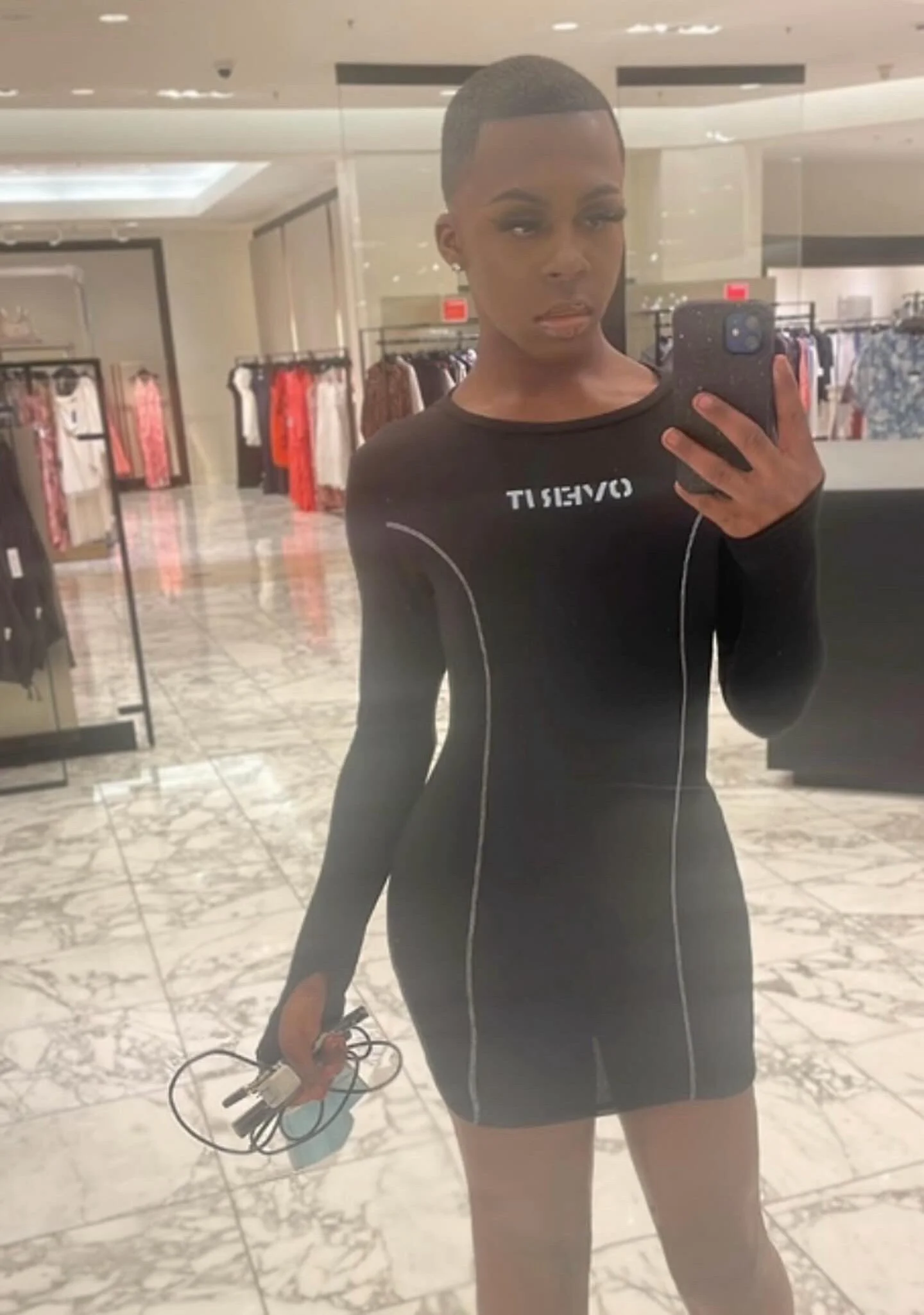 XXX Porn Photo of Nude Maniac4BKLUESTRIPS 10
