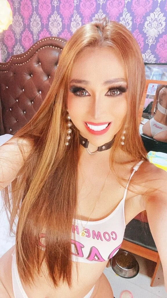 XXX Porn Photo of Nude UrSluttyGoddess 14
