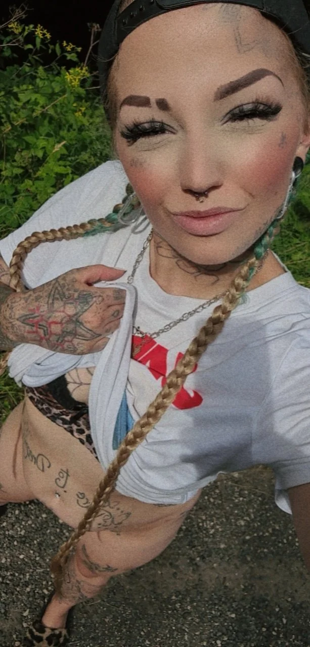 XXX Porn Photo of Nude RoxxyInk 90