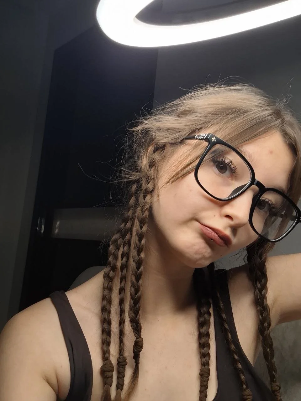 XXX Porn Photo of Nude DongMolt 324