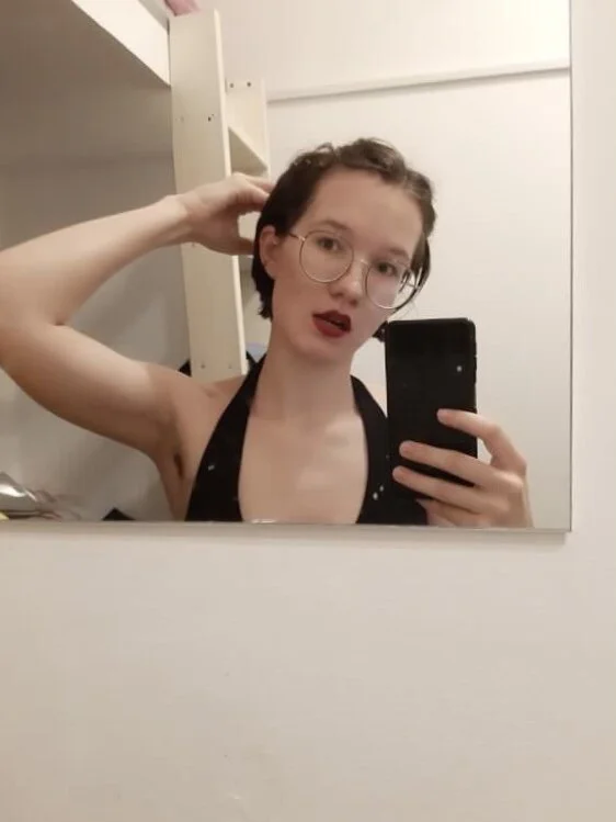 XXX Porn Photo of Nude hairyMira 2
